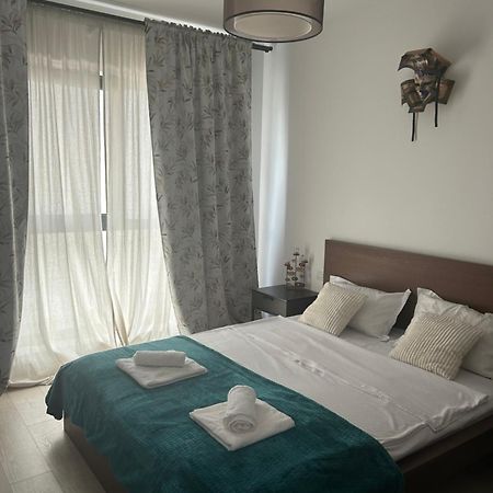 Cozy Apartment 130E By Plaza Бухарест Екстер'єр фото